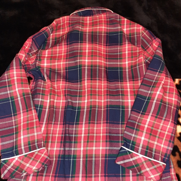 Vs Matching Flannel Pjs 😍 - Picture 7 of 10